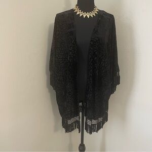 TORRID Sz L/1X Black Velvet Burnout Kimono Fringe/Crochet‎ Semi-Sheer Whimsigoth